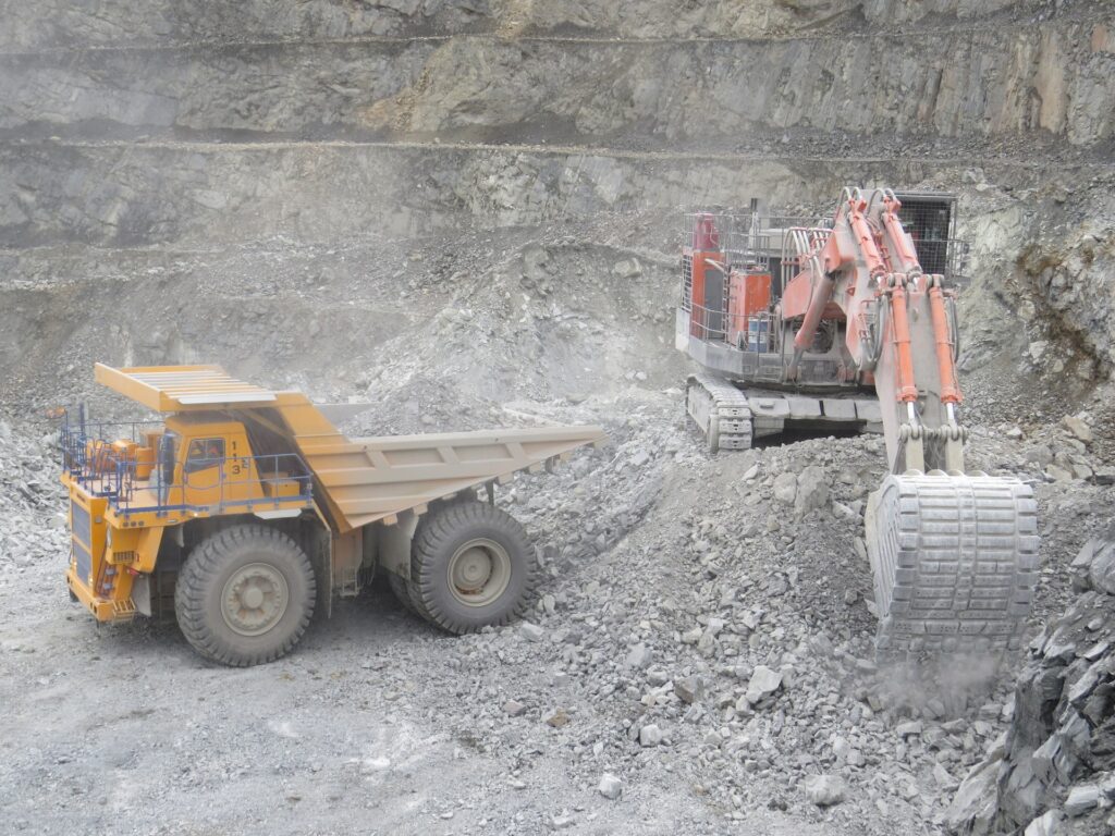 EXCAVATOR PRODUCTIVITY  OPTIMIZATION